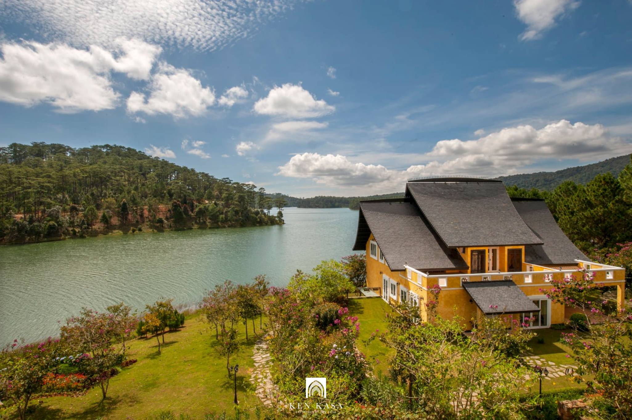 Review Binh An Village Resort: Ngôi làng cổ tích bên hồ Tuyền Lâm